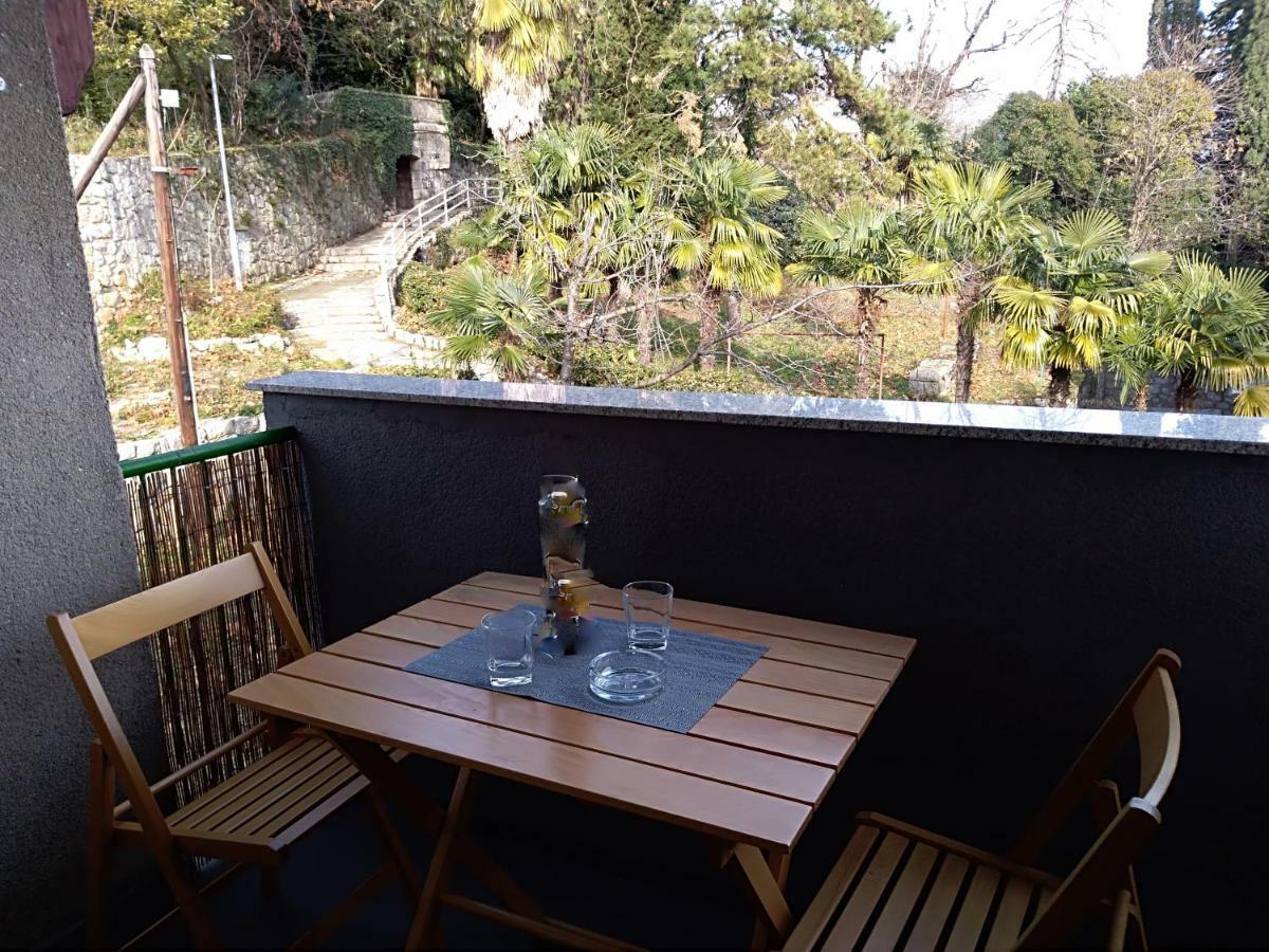Apartman Lilly Lovran Exterior foto
